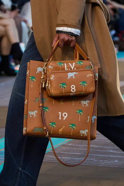 Look 129